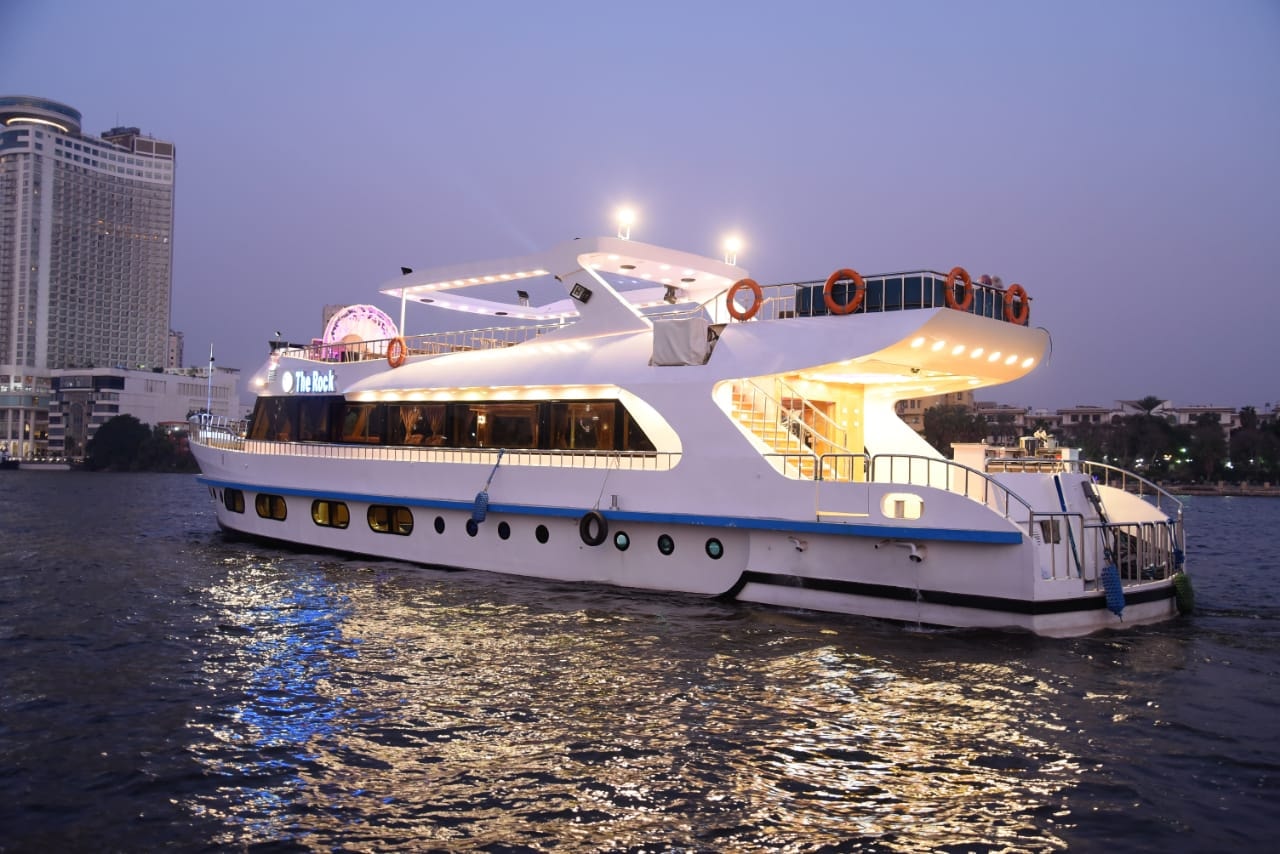 Crucero con Cena por el Nilo en El Cairo