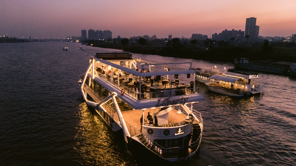 Crucero con Cena por el Nilo en El Cairo