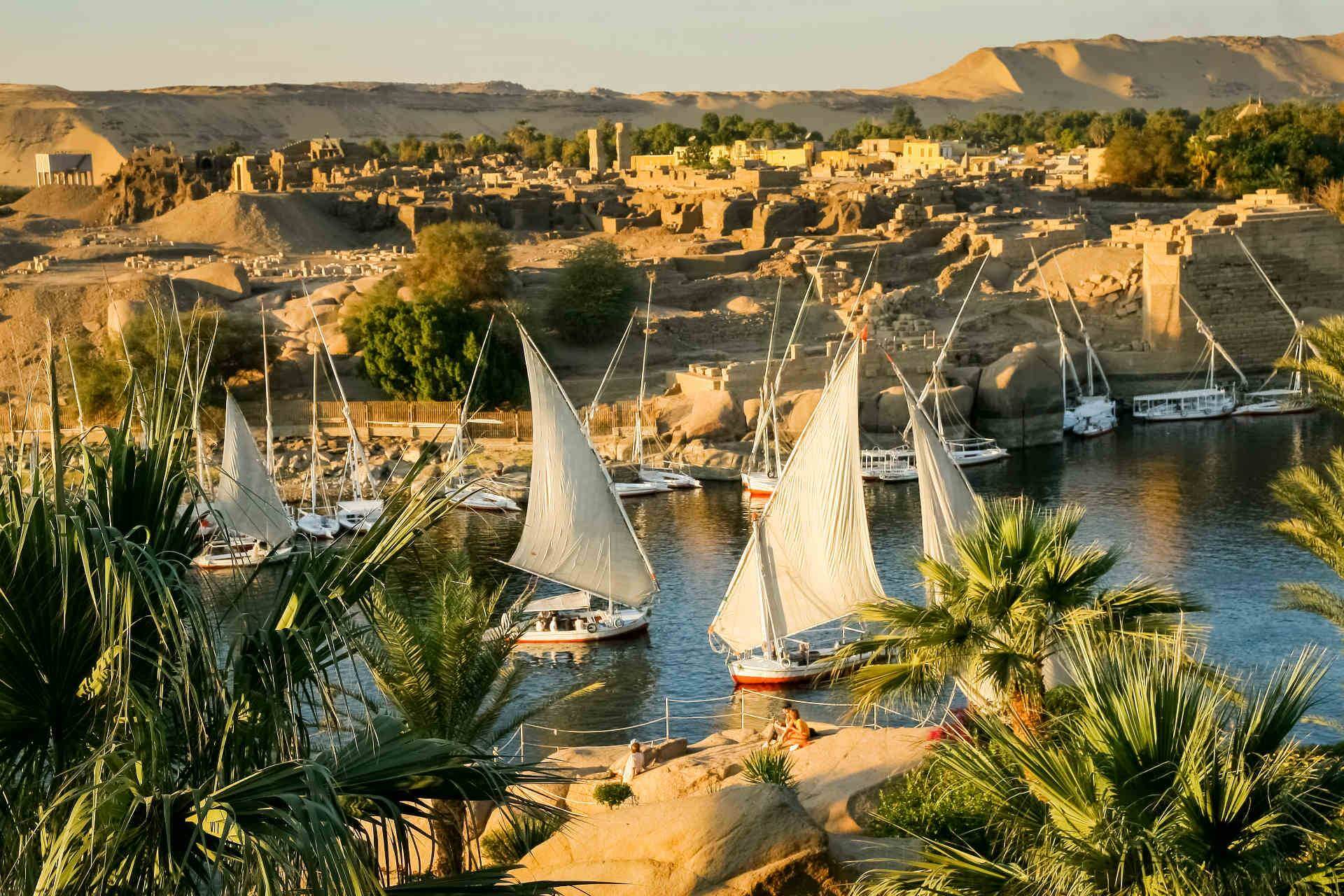Egypt Tour Packages: Complete 8 Days Cairo, Aswan, Luxor & Nile Cruise